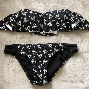 2 piece black and white bikini